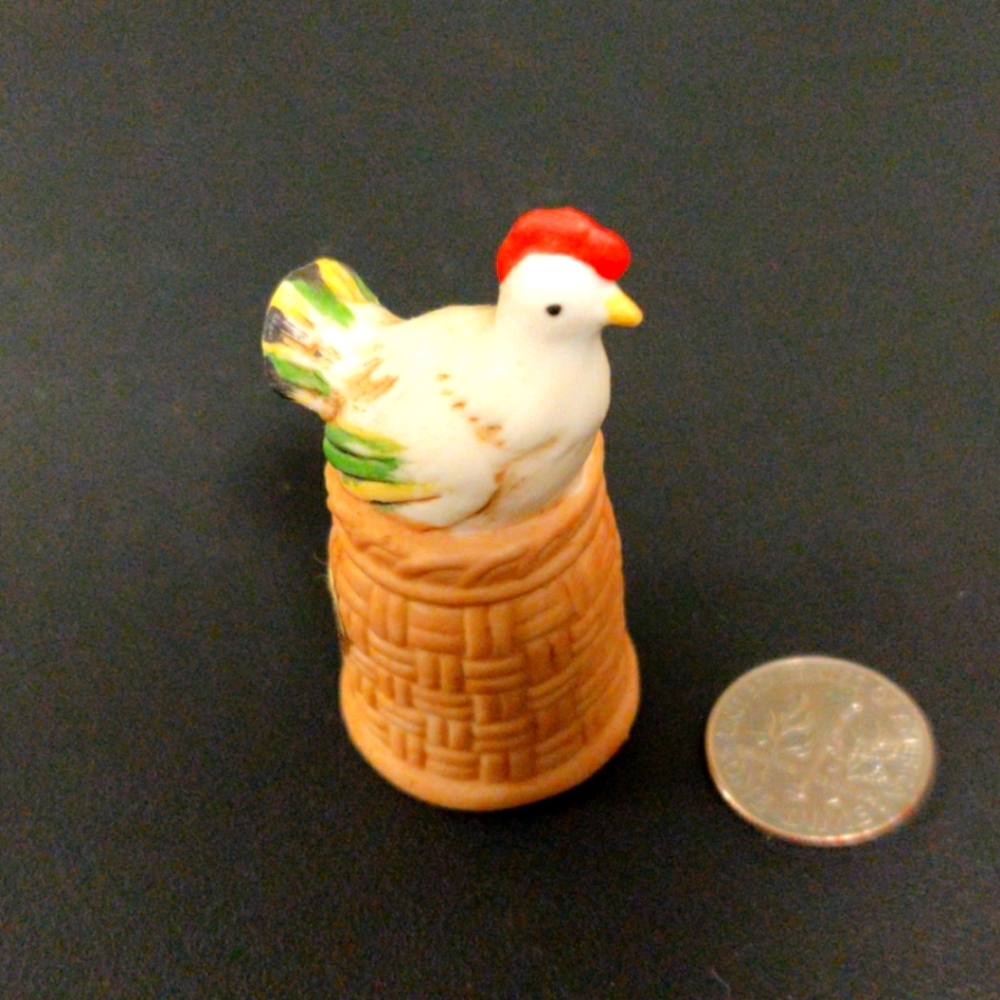 Enesco adorable chicken on a basket thimble